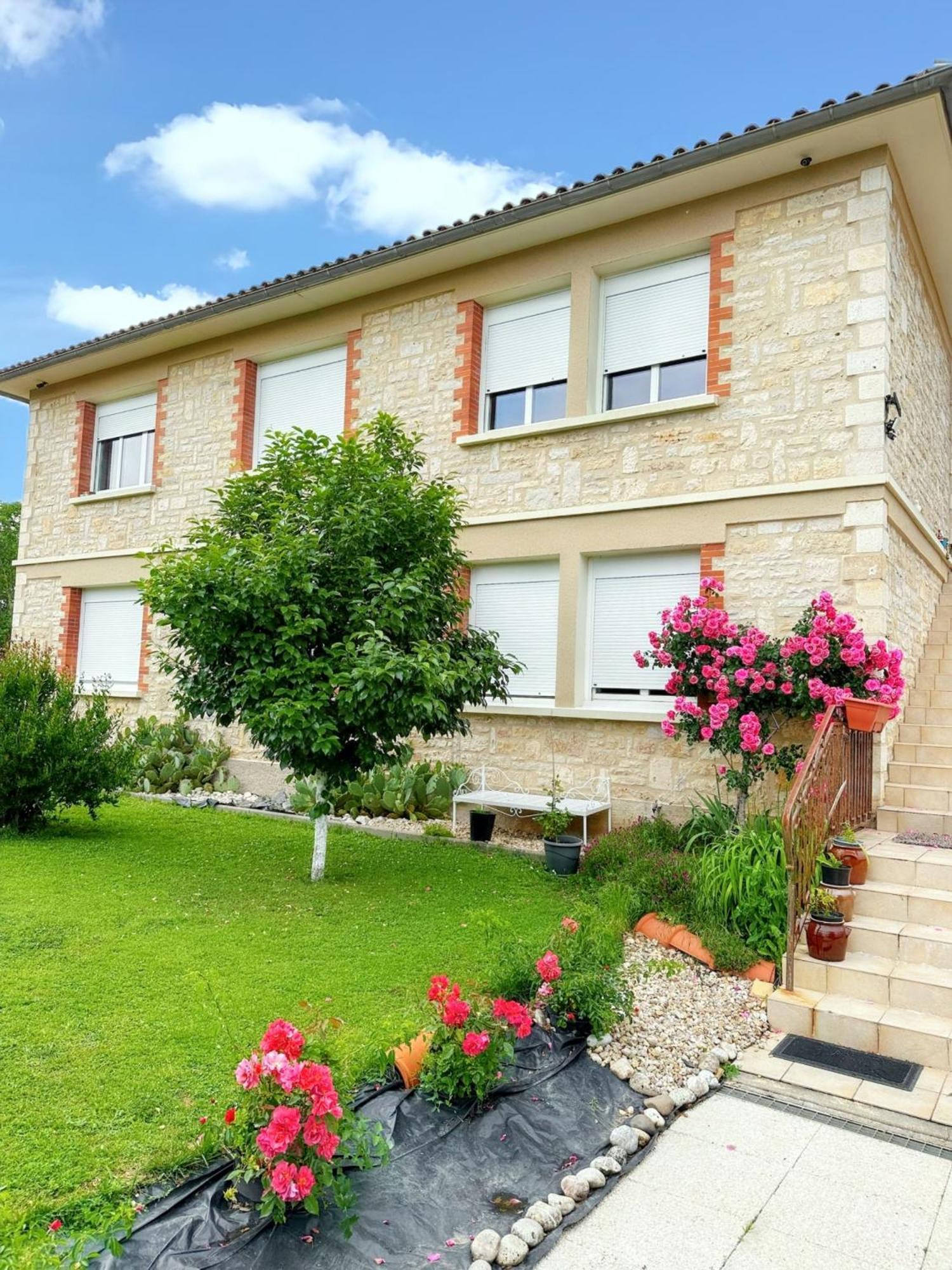 Appartement Charmant A Toulonjac Avec Jardin Et Terrasse 110 M² Экстерьер фото